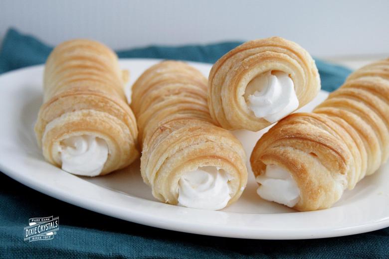 Puff-Pastry-Cream-Horns-dixie.jpg