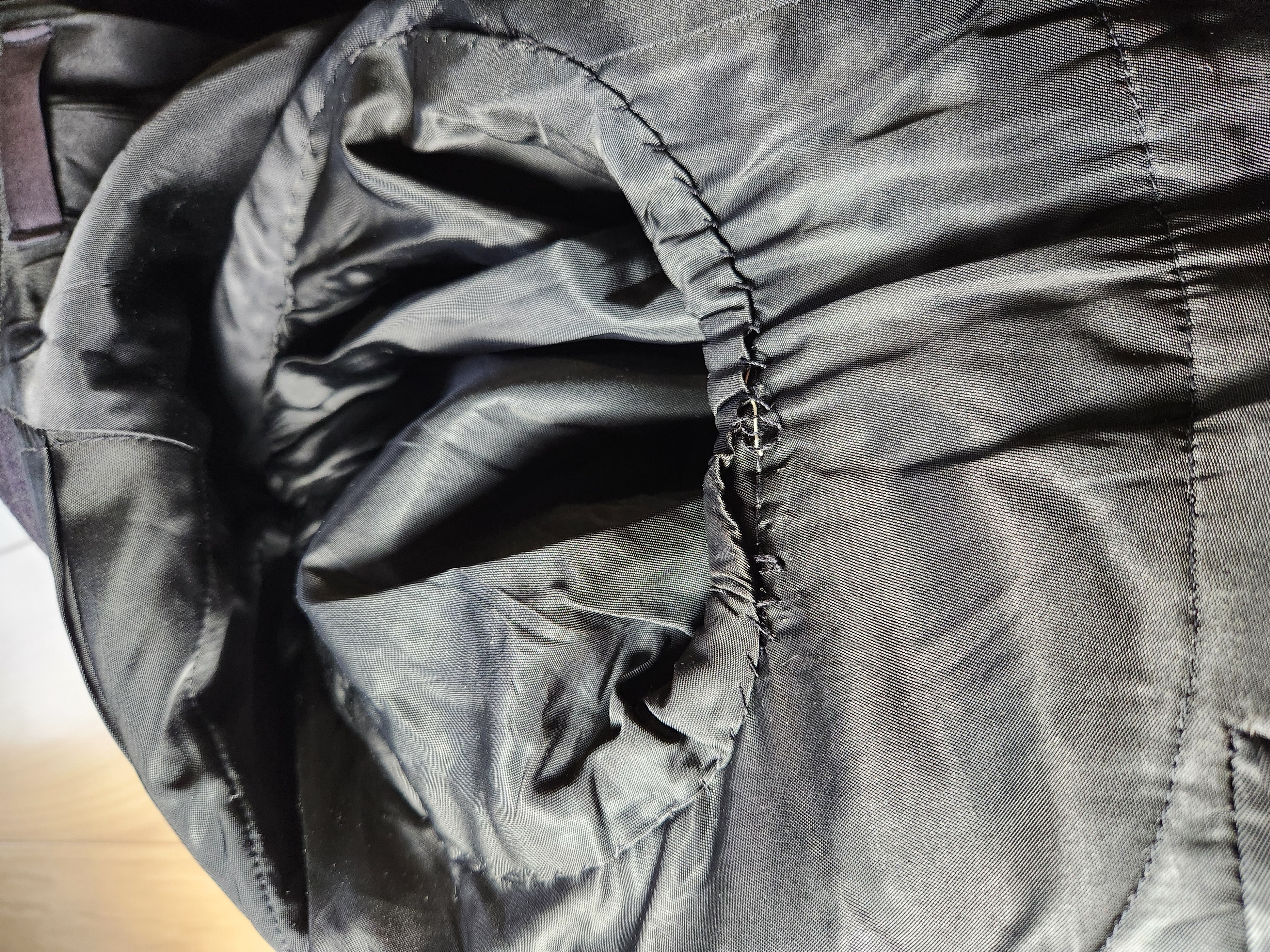 R Armpit Stitching.jpg