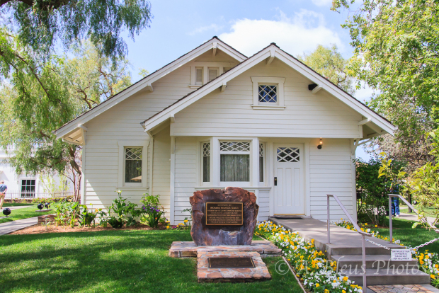 r-nixon-birthplace-house-entrance-yorba-linda-california.jpg