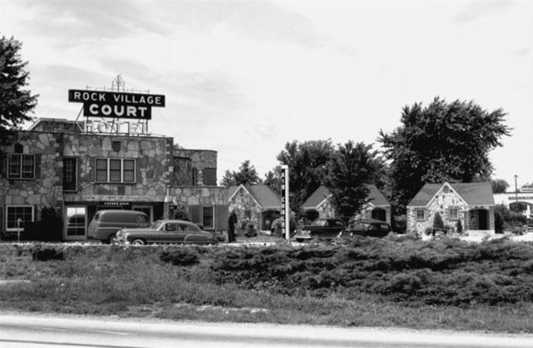 Rock_Village_Court_Est_1947.JPG