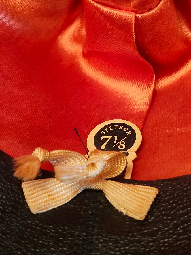 Royal Stetson size tag.jpg