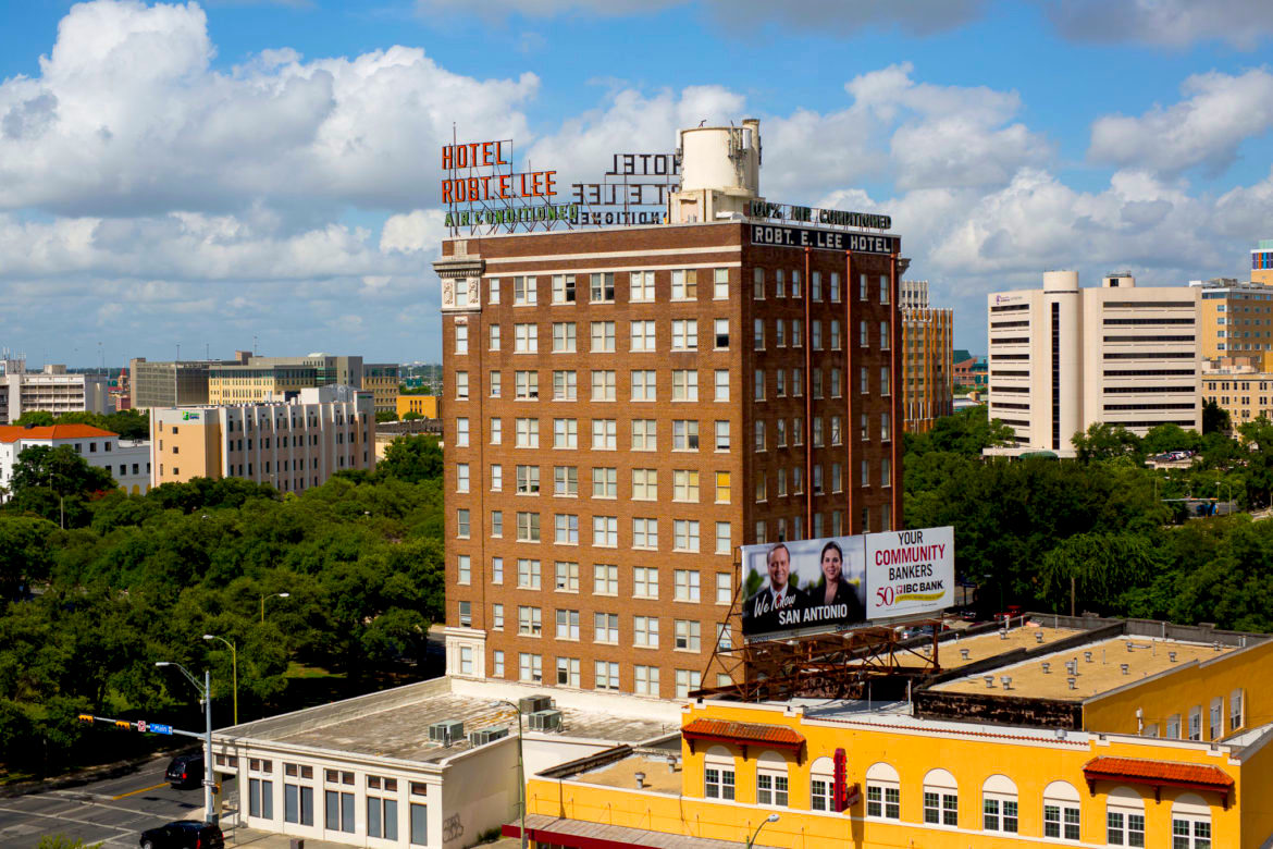 scottball_robert_e_lee_hotel_apartments_downtown_living_6-27-2016-1-1170x780.jpg