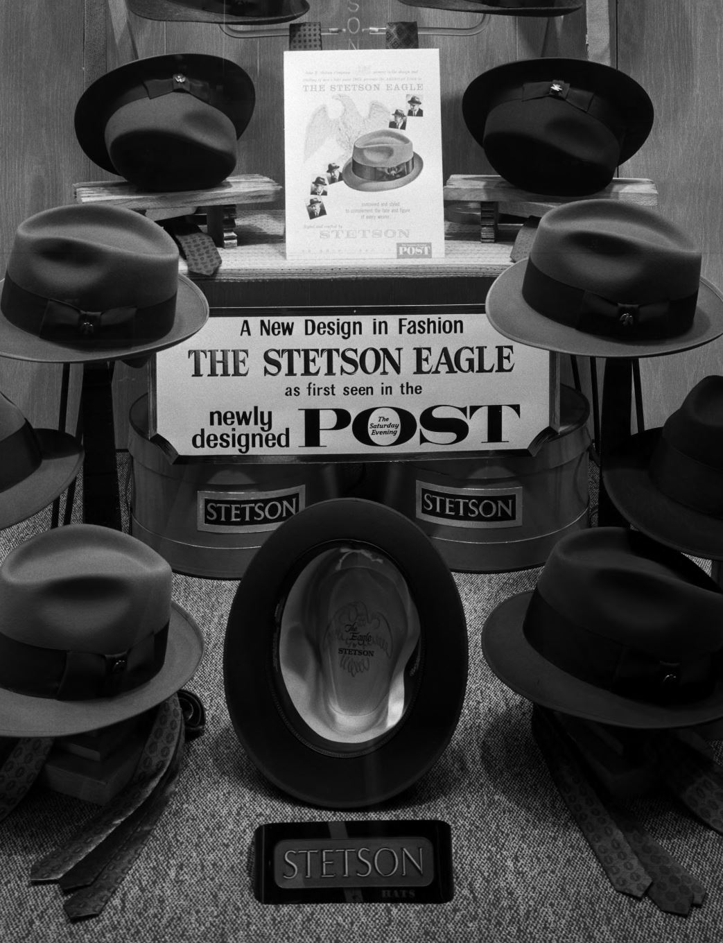 stetson_eagle_window_1961_zoom.JPG