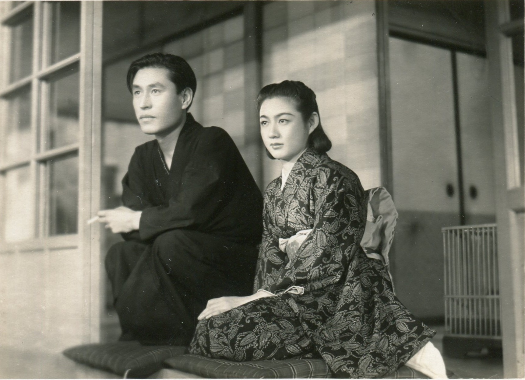 the-brothers-and-sisters-of-the-toda-family-two-actors-pic.jpg