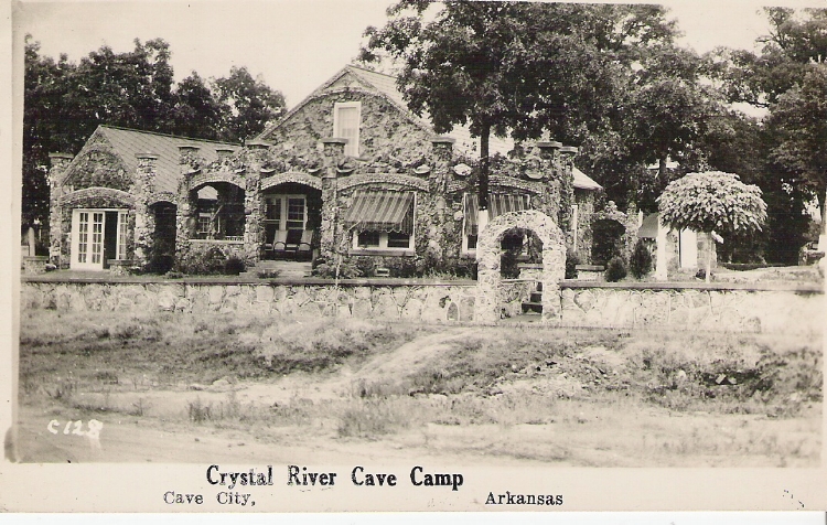 The_Cave_Court_1930s.jpg