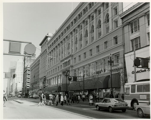 The_Emporium_San_Francisco_1982.jpg