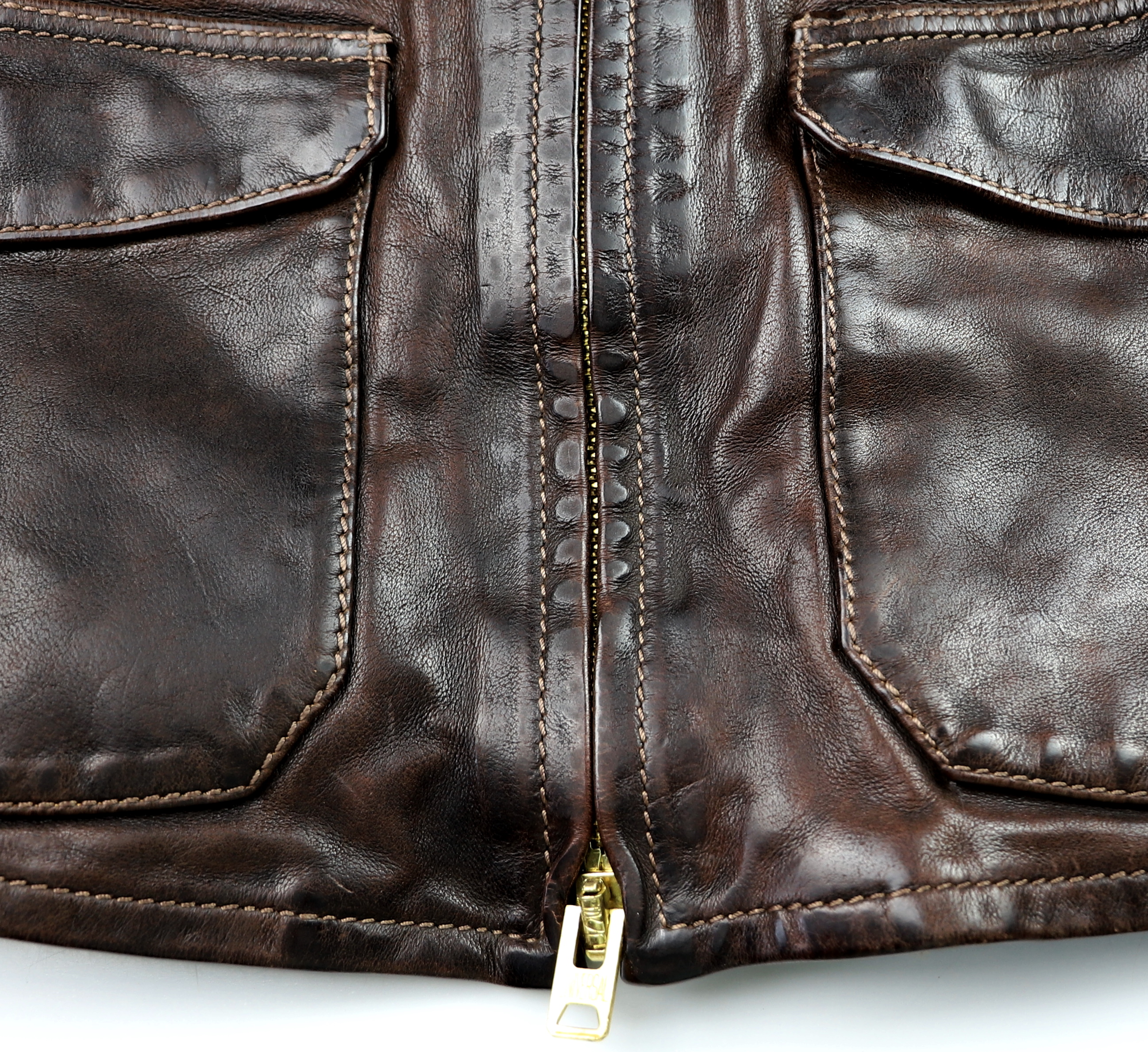 Thedi Atlas Cocoa Buffalo L1F8 bottom zipper.jpg