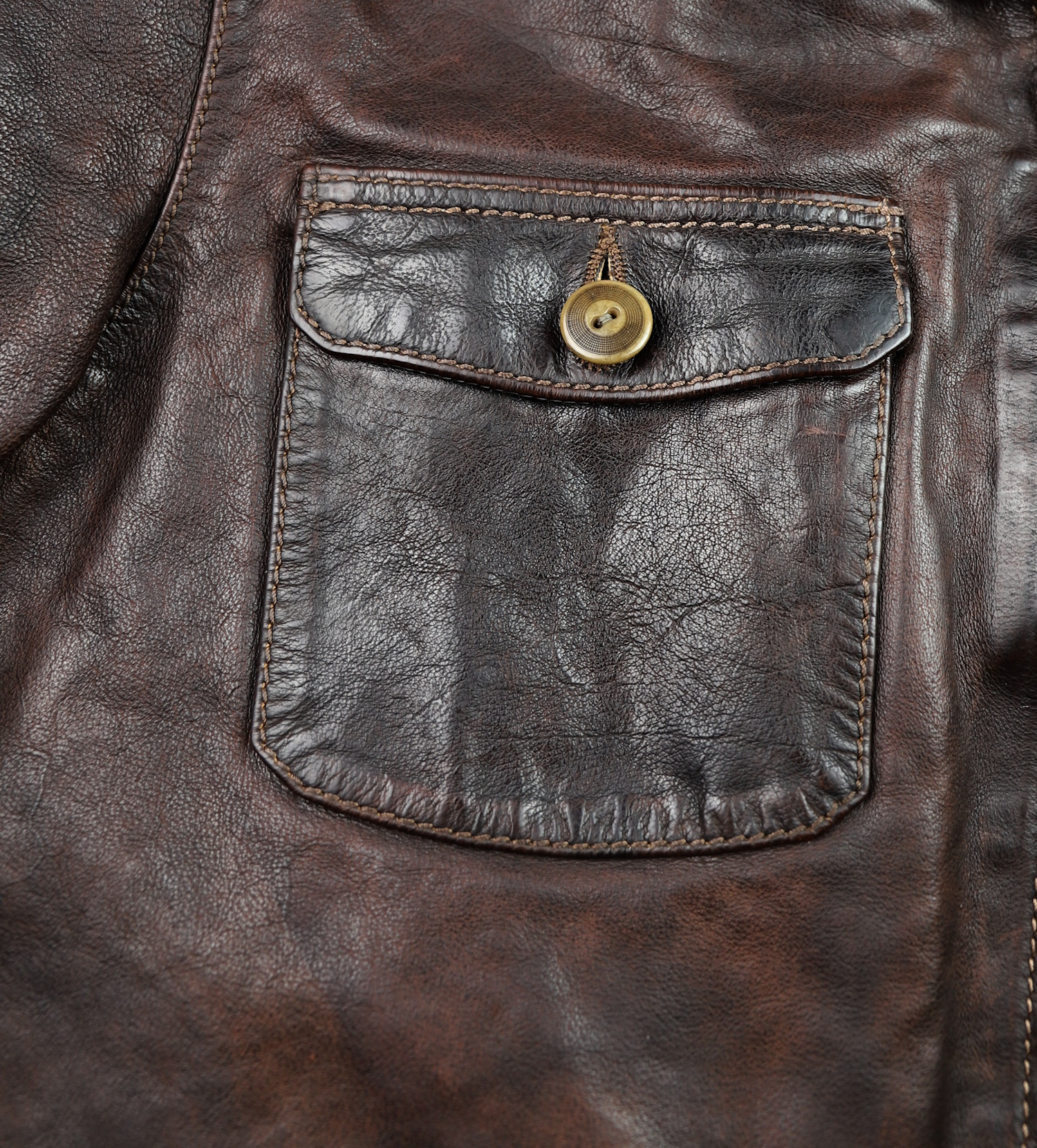 Thedi Atlas Cocoa Buffalo L3EB chest pocket.jpg