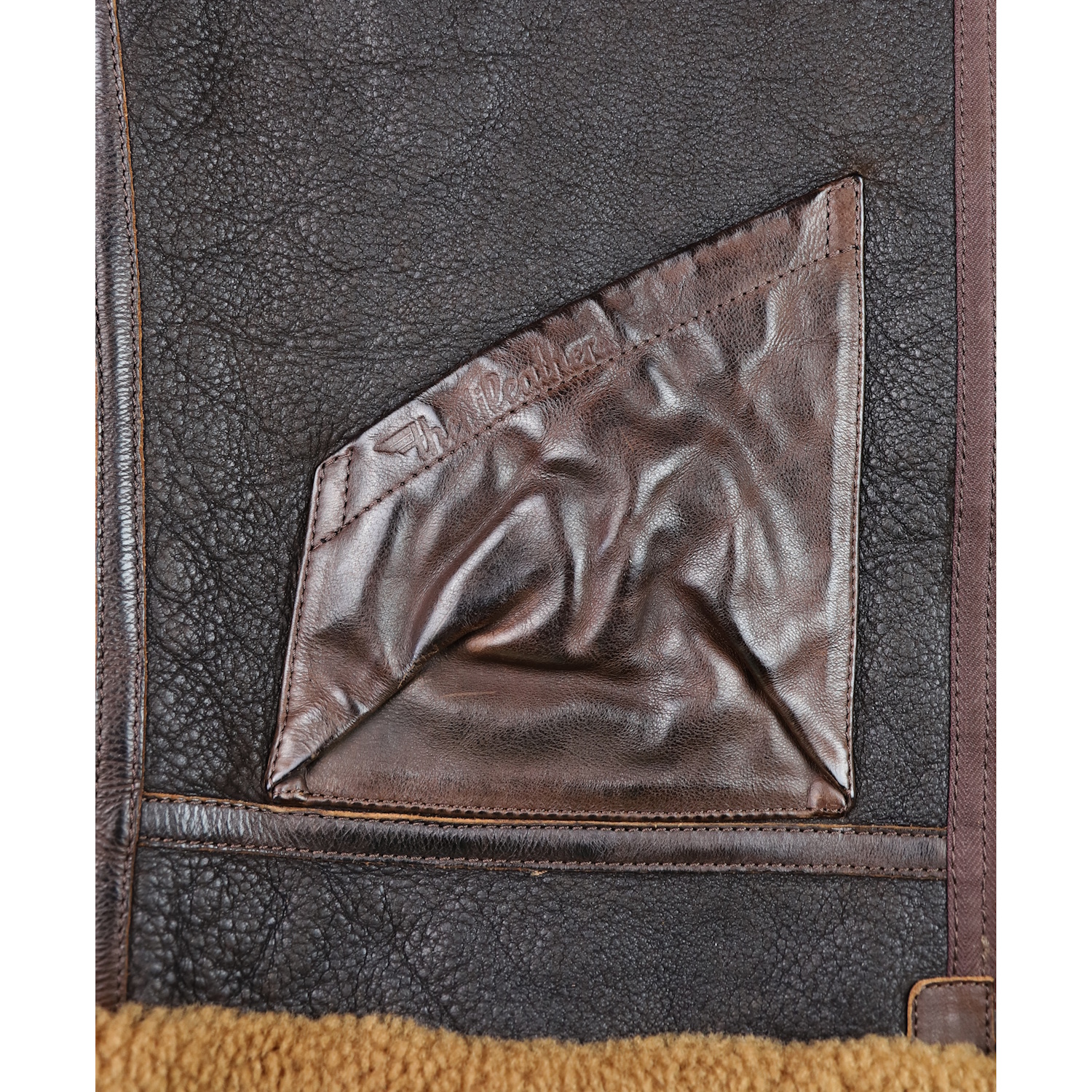 Thedi B-3 SB33 patch pocket.jpg