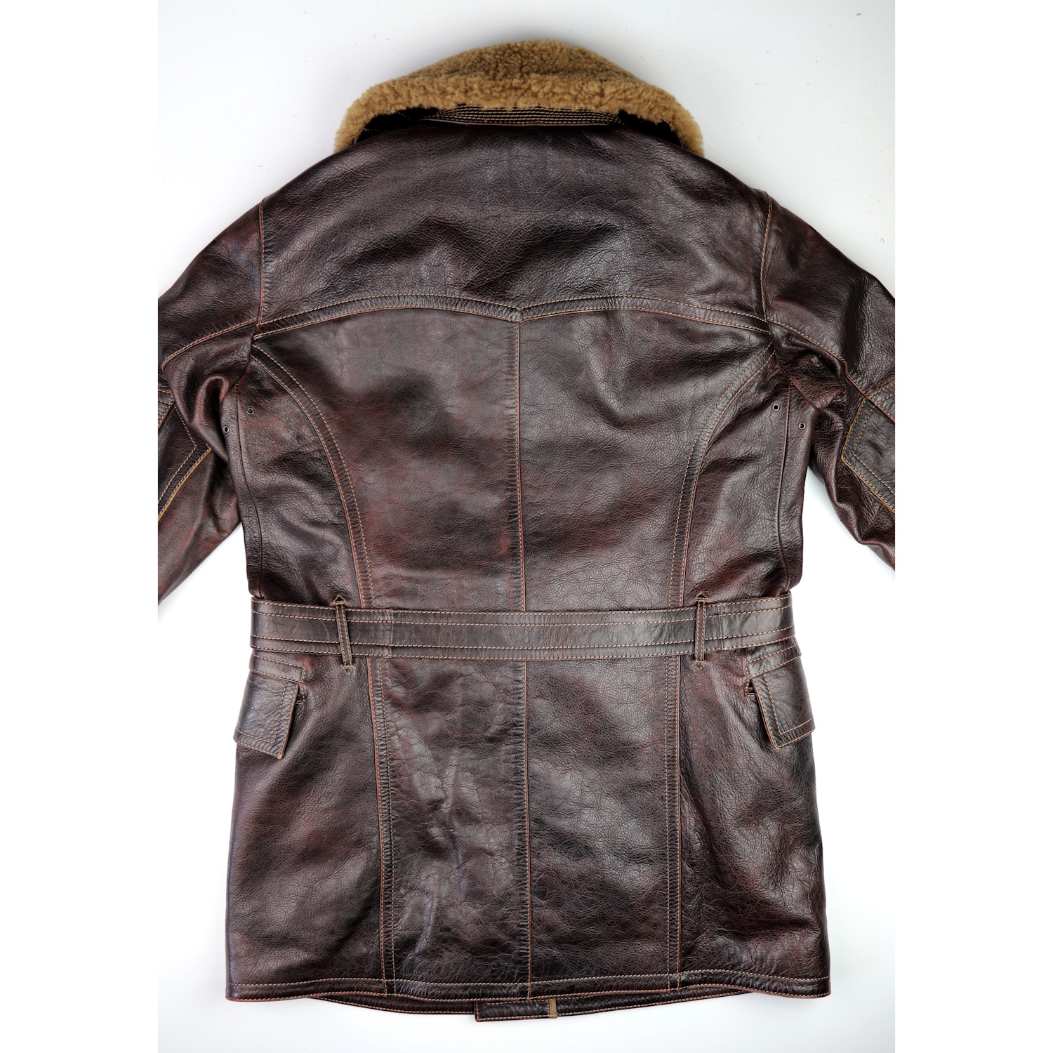 Thedi Barnstormer Burgundy Bruciato horsehide back IG photo.jpg
