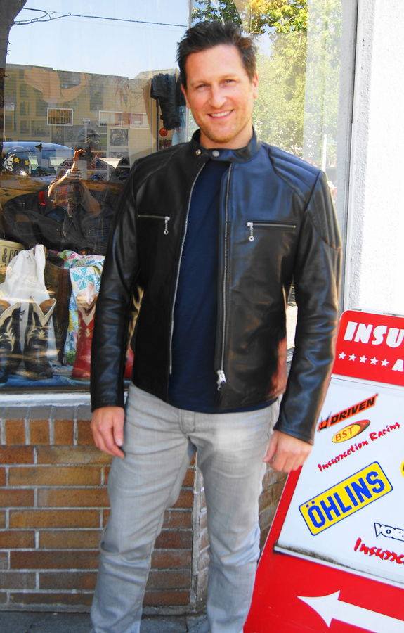 Thedi cafe racer customer.jpg
