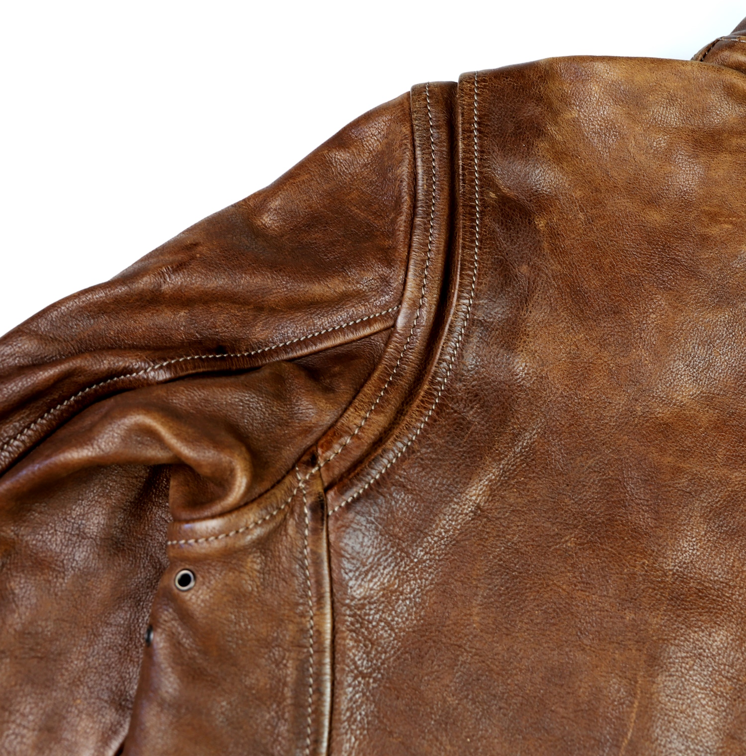 Thedi Cafe Racer Light Brown Toscano Buffalo shoulder gusset.jpg