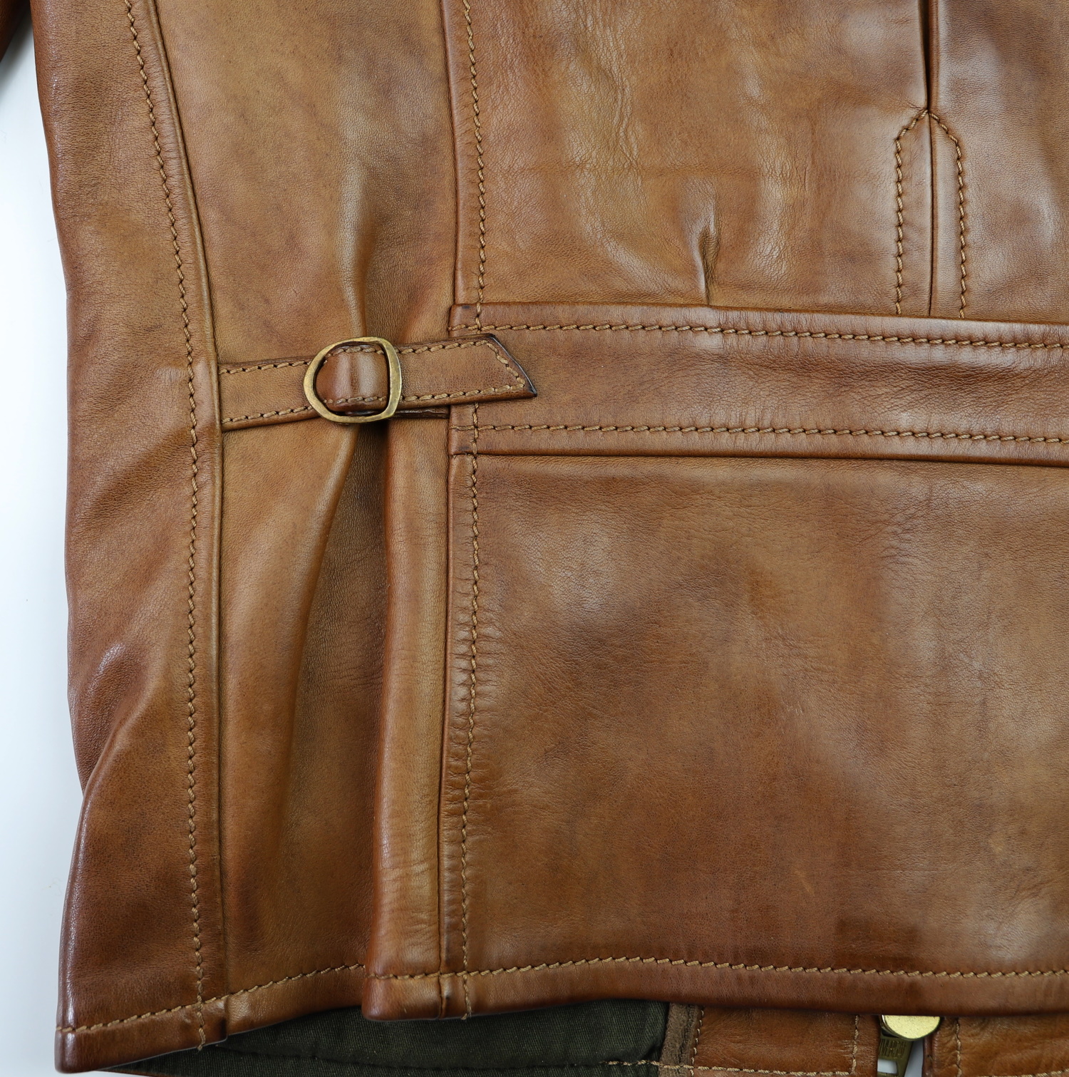 Thedi Custom Memphis Bruciato Horsehide side cinch.jpg