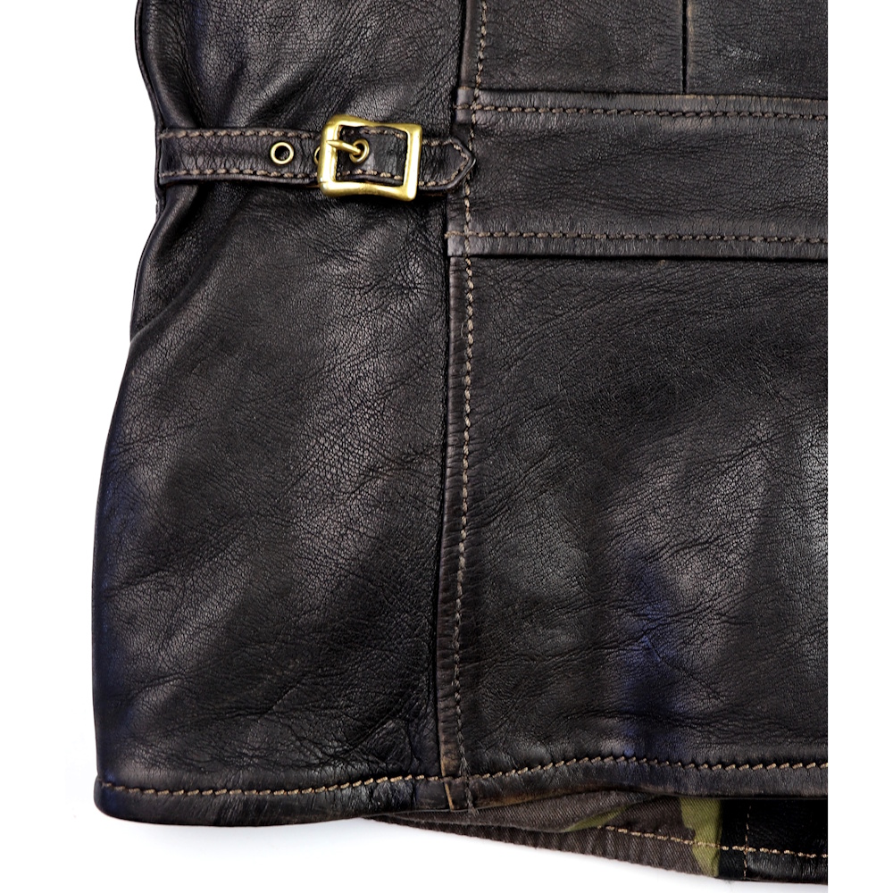 Thedi Evander Black Teacore Bruciato M76 side buckle IG square.jpg