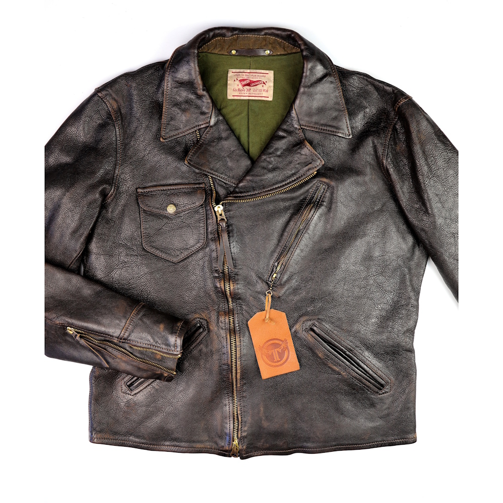 Thedi Evander Chestnut Bruciato horsehide 4XL front IG square.jpg