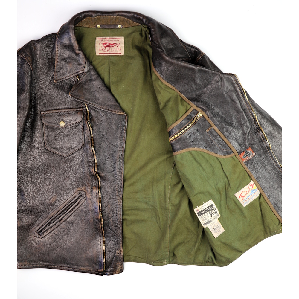 Thedi Evander Chestnut Bruciato horsehide 4XL olive cotton lining IG square.jpg