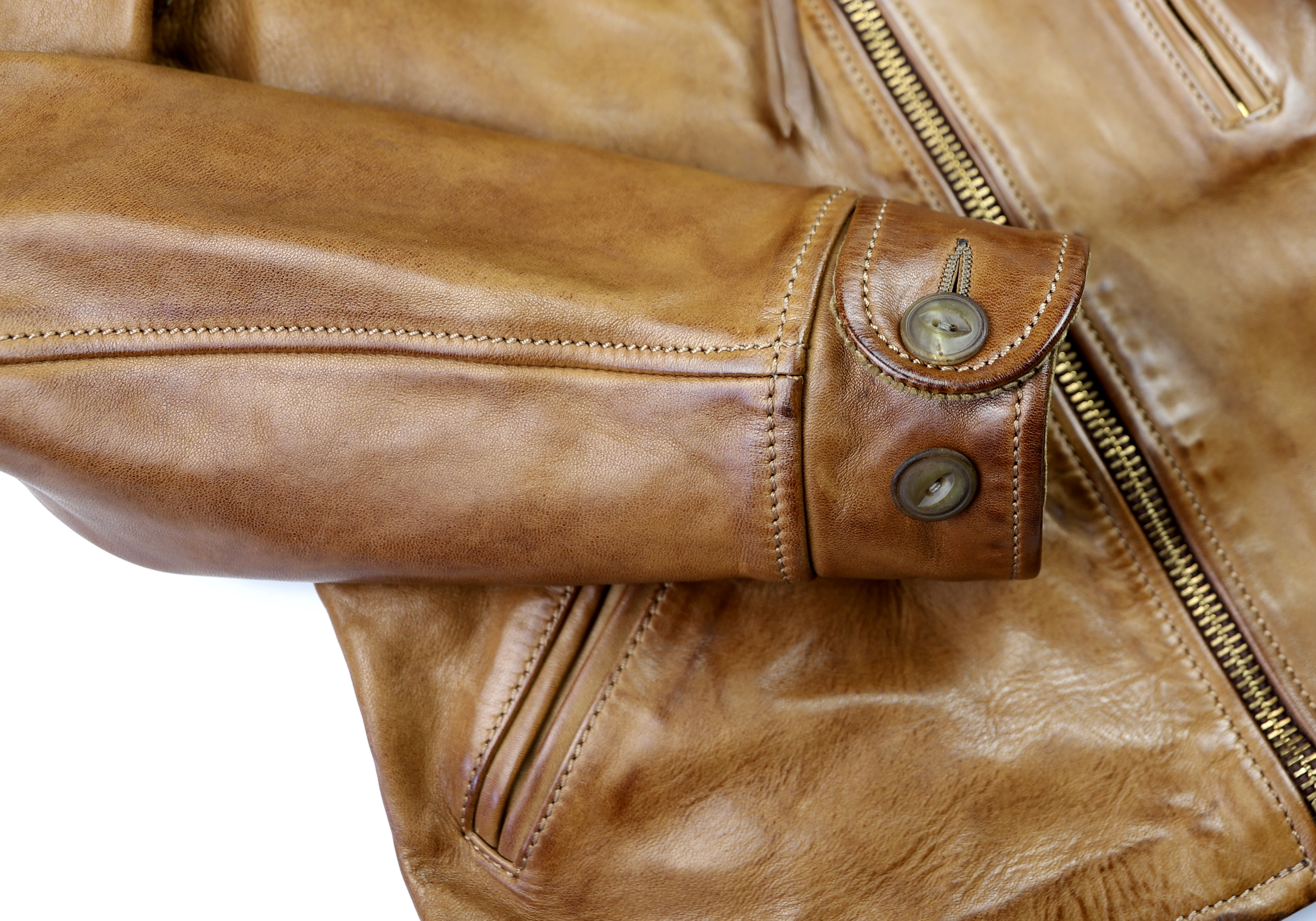 Thedi Hektor Bruciato Horsehide button cuff.jpg