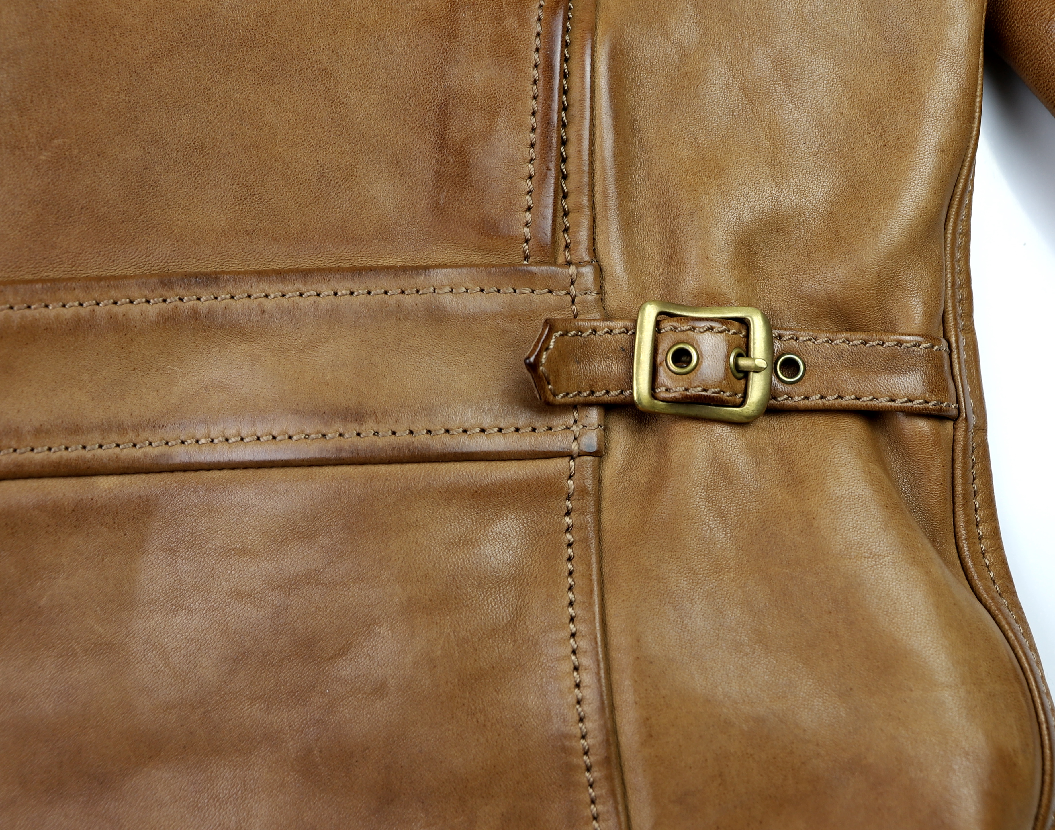 Thedi Hektor Bruciato Horsehide side buckle.jpg