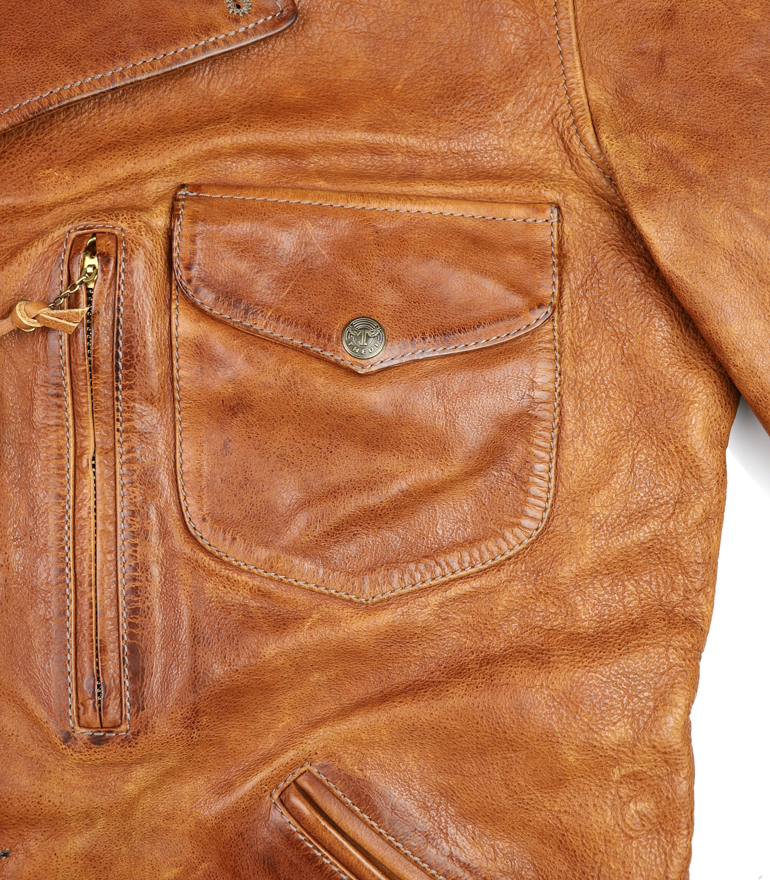 Thedi Hektor Cognac Toscano Buffalo XLZ chest pocket.jpg