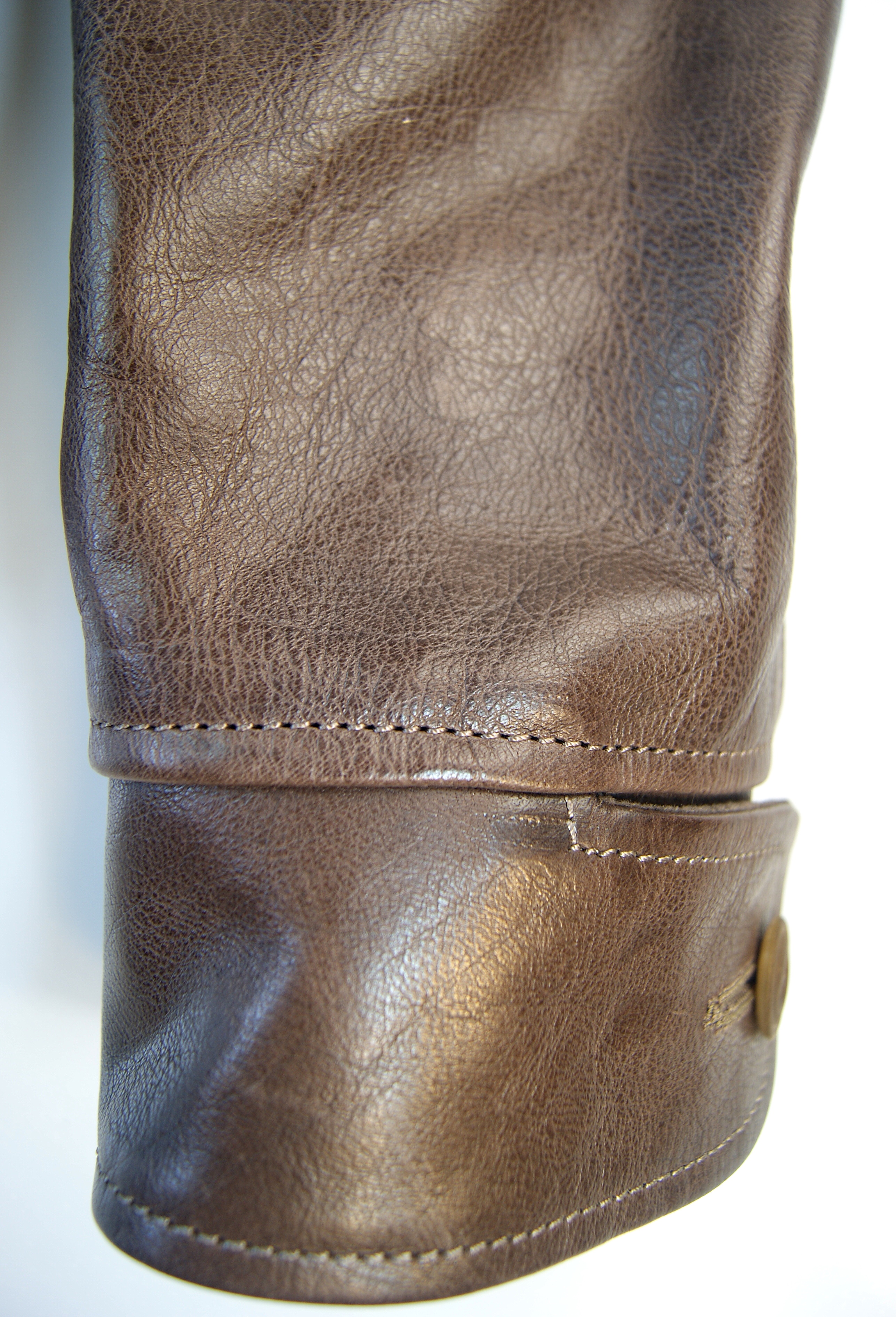 Thedi Hektor Zip Espresso Buffalo FG10 Cuff Detail 1.jpg