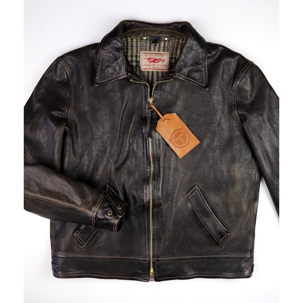 Thedi Idas Black Teacore Bruciato Horsehide XL52 front no collar IG square.jpg