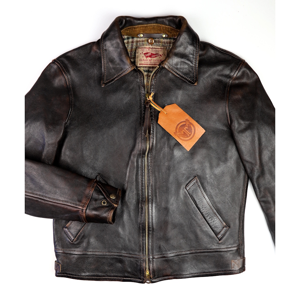 Thedi Idas Chestnut Bruciato Horsehide M1 front no collar IG square.jpg