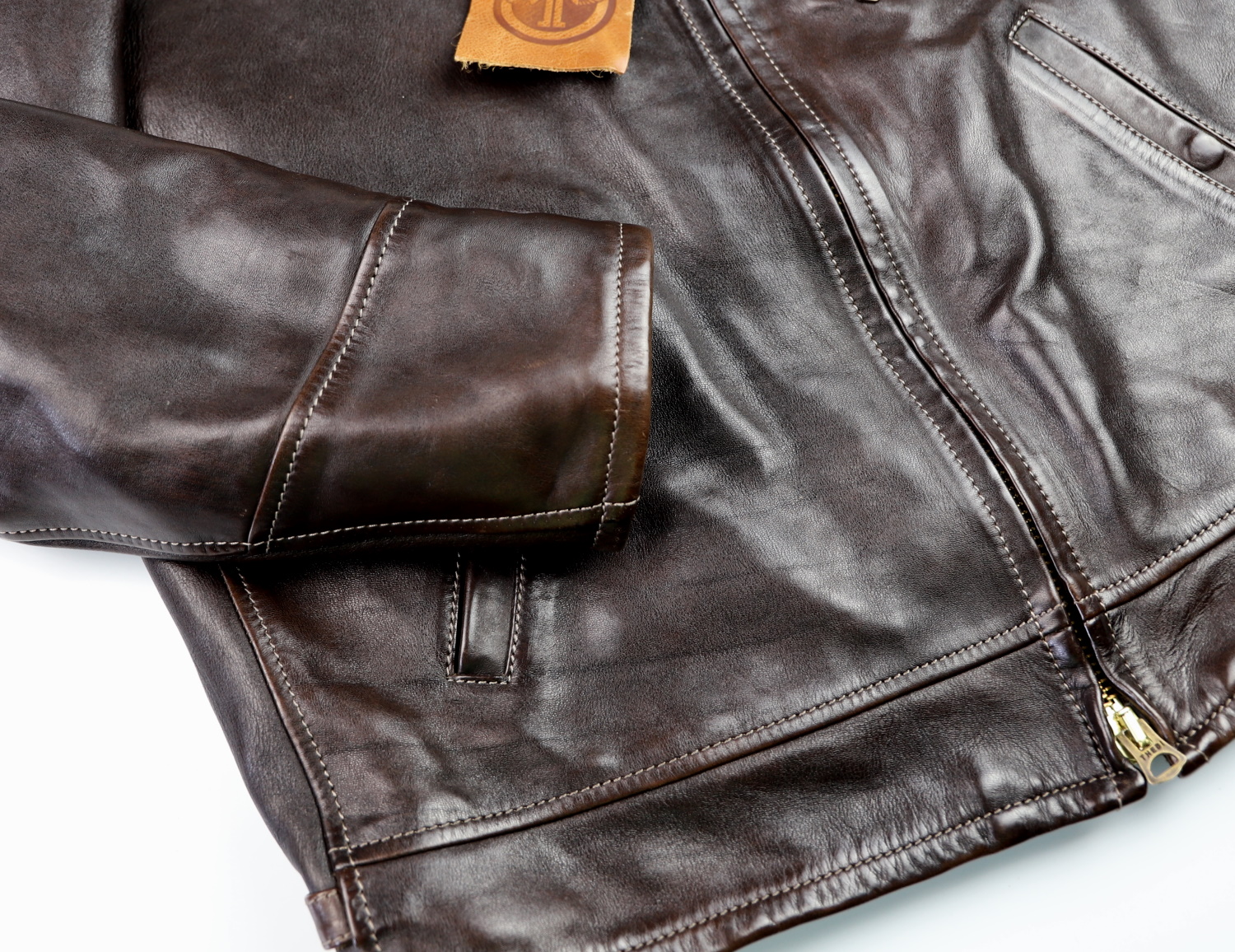 Thedi Idas Chestnut Bruciato Horsehide straight cuff.jpg