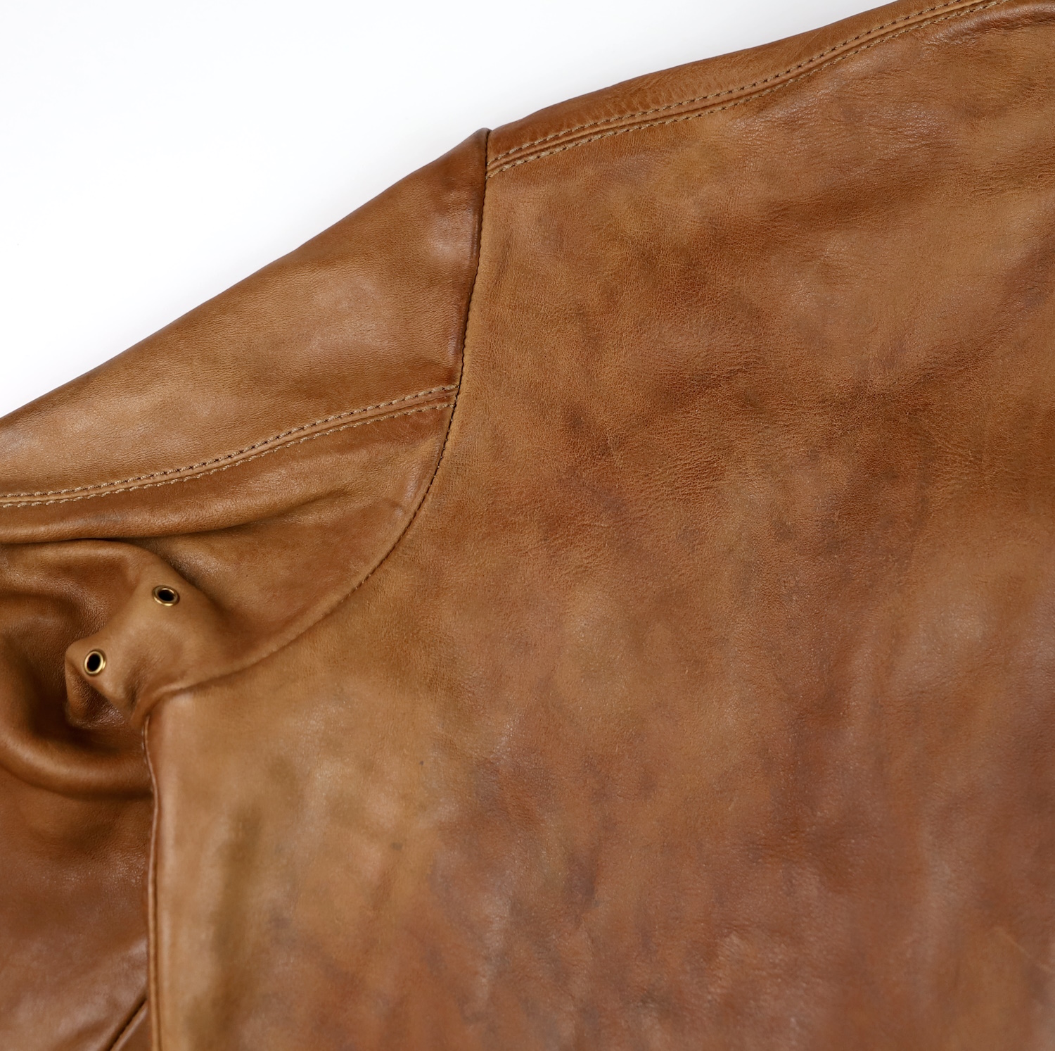 Thedi Kronos Undyed Bruciato Horsehide upper back.jpg