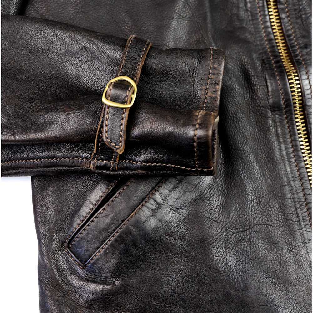 Thedi Memphis Chestnut Bruciato Horsehide M73 cinch cuff IG square.jpg