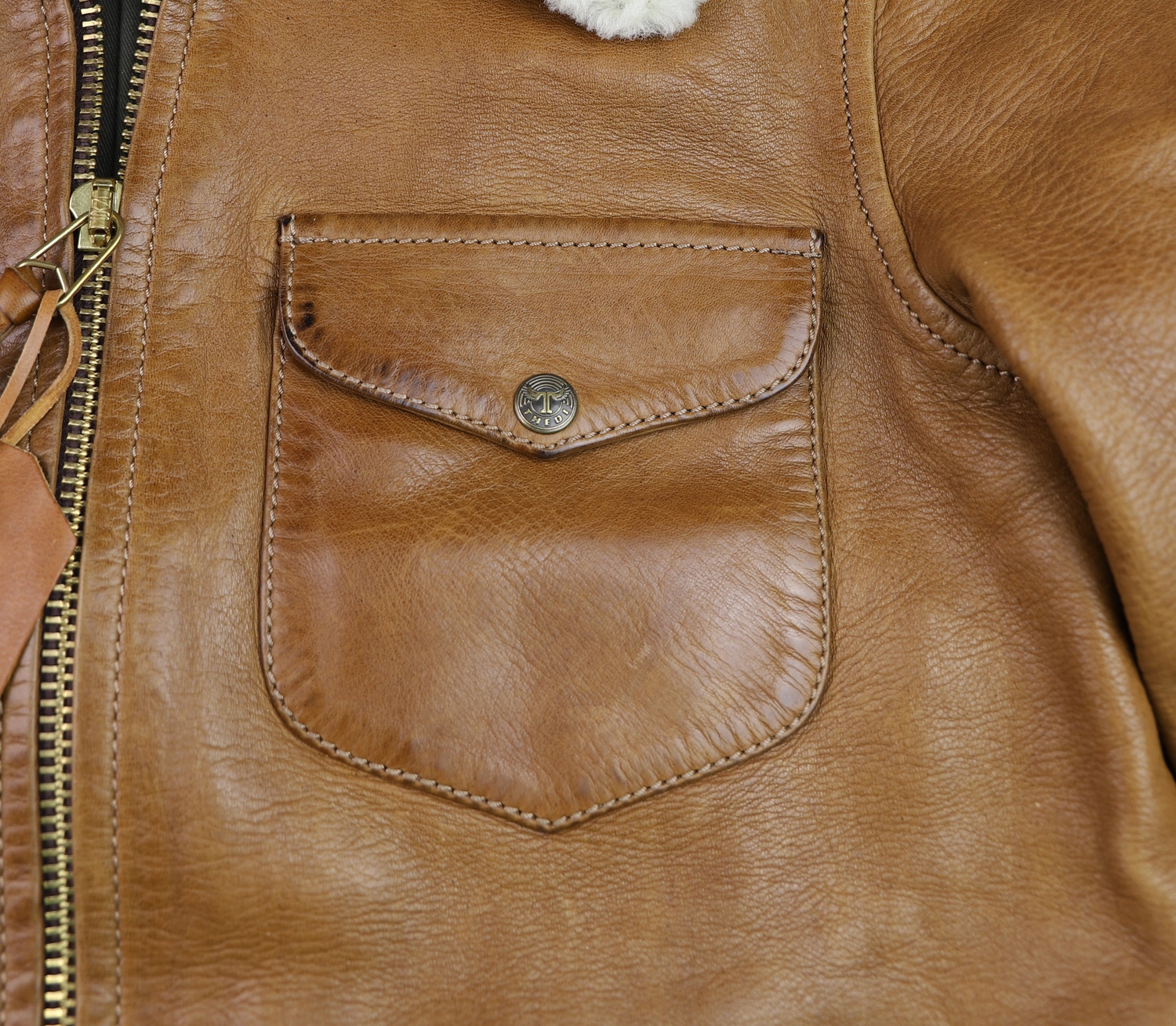 Thedi Memphis Undyed Bruciato Horsehide FP2 chest pocket.jpg