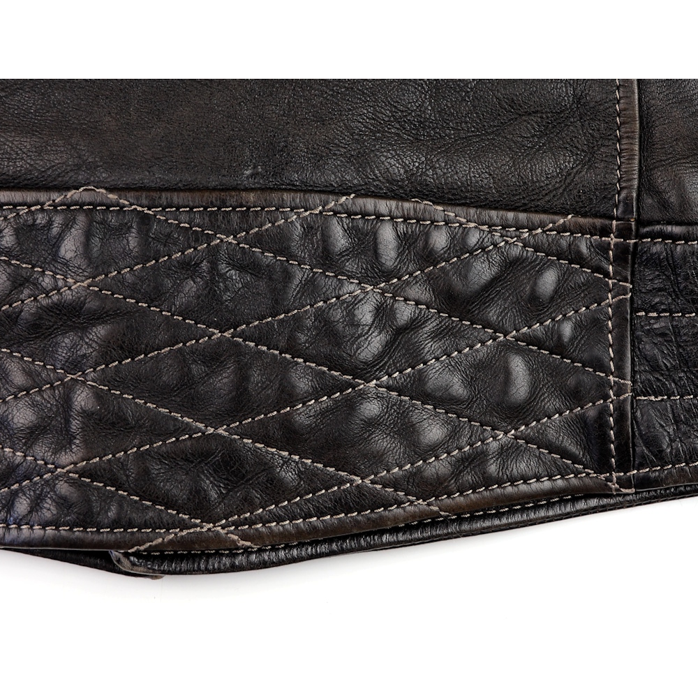 Thedi MTC-127956 Crosszip cafe Black Teacore Bruciato diamond stitching.jpg