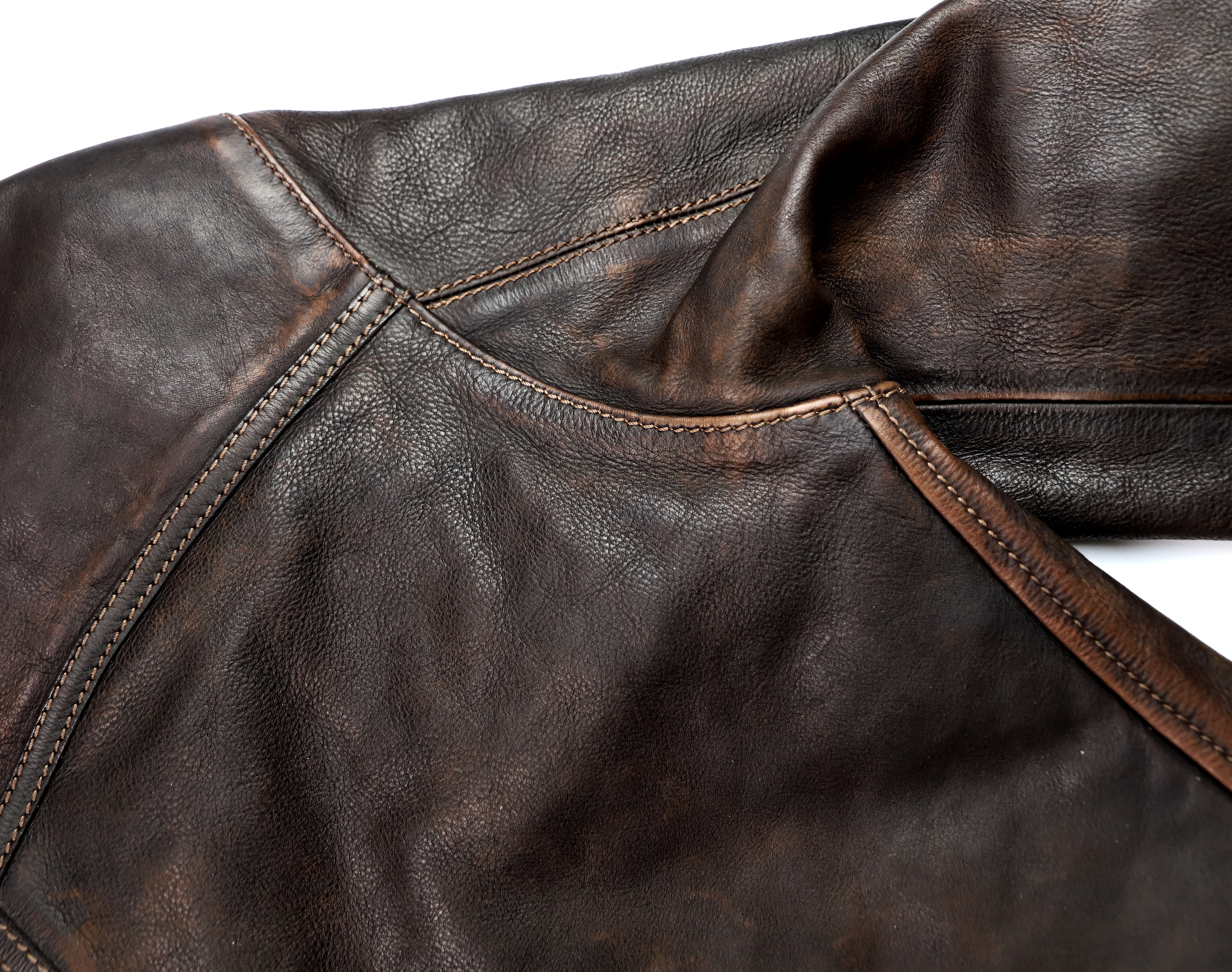 Thedi Niko Button-Up Hand-Dyed Brown Cowhide JG1 shoulder.jpg