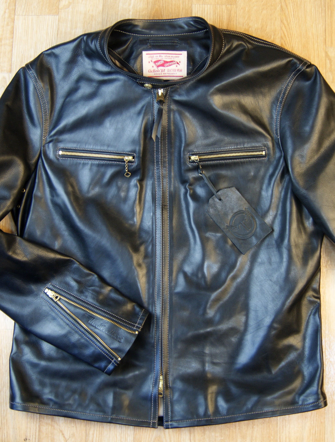 Thedi Phenix Black Horsehide 9GH front.jpg