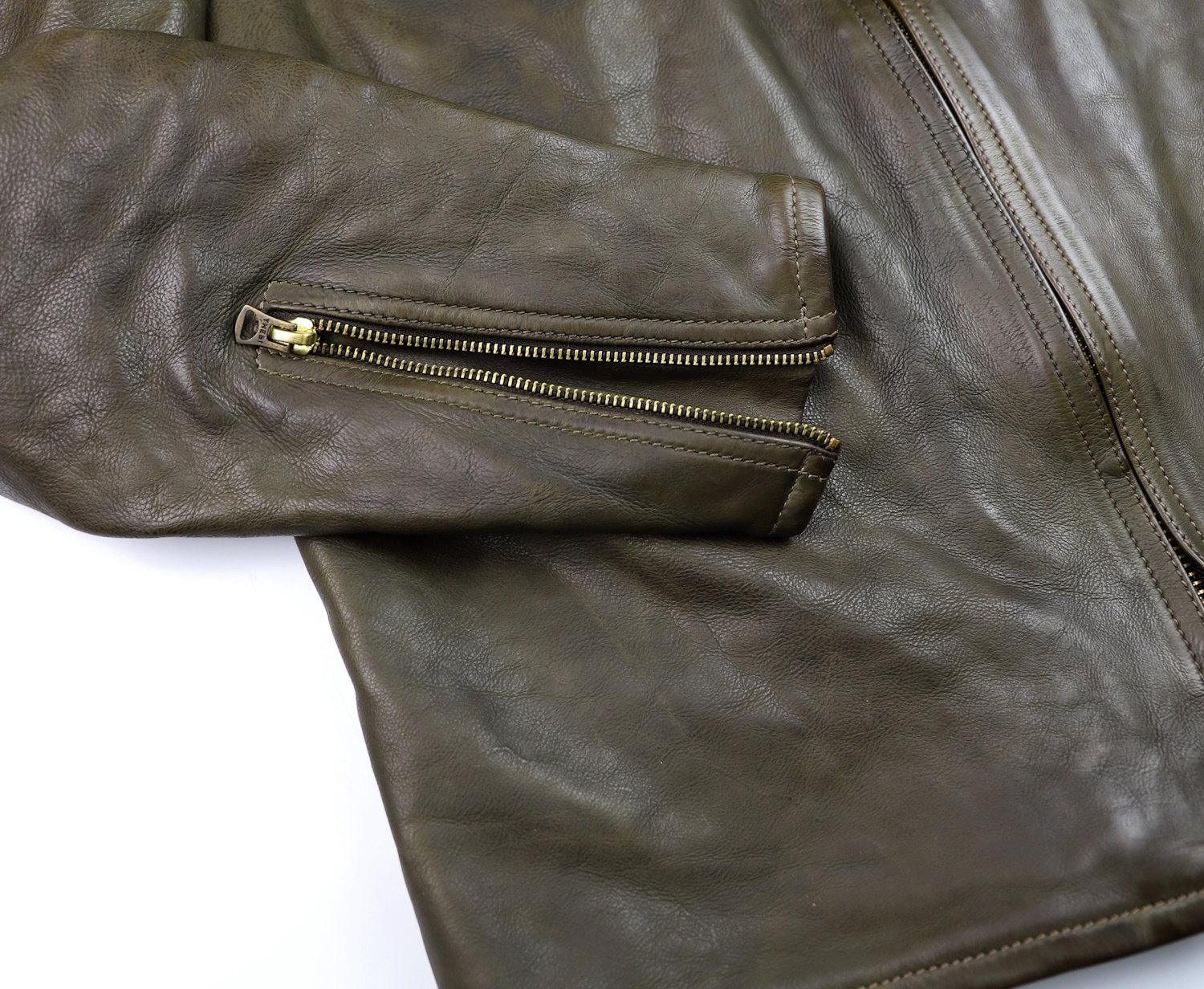 Thedi Phenix Cafe Racer Green Cowhide sleeve zipper.jpg