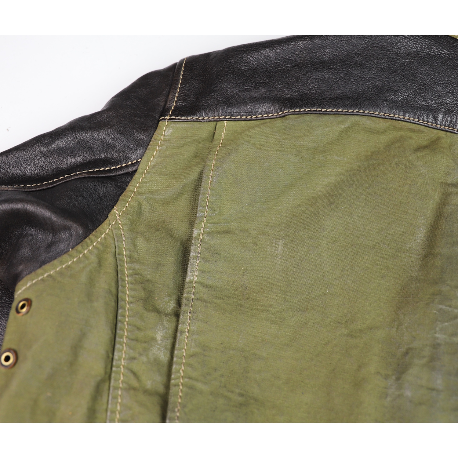 Thedi Stratos Canvas Black Teacore Bruciato upper back.jpg