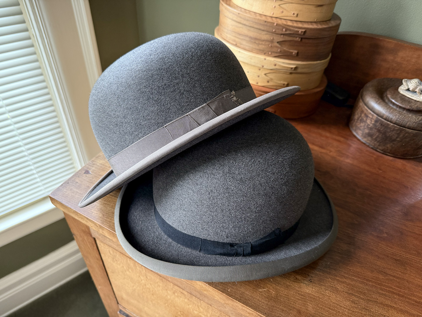 two_gray_derbies2.jpg