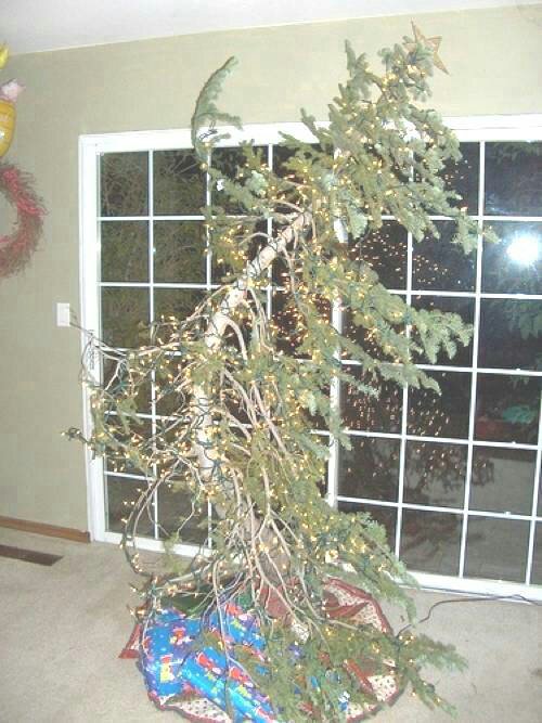 ugly-xmas-tree-11.jpg