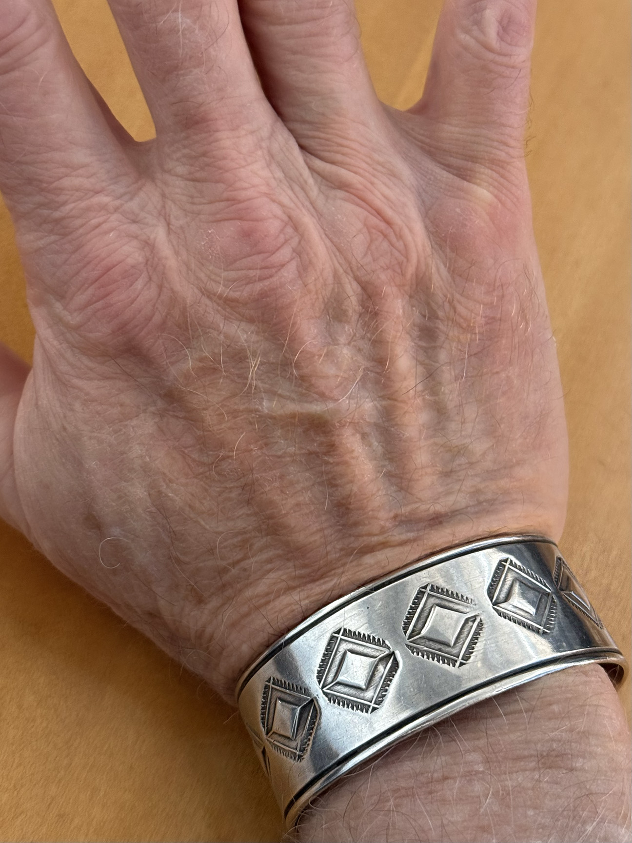 UITA_cuff4.jpg