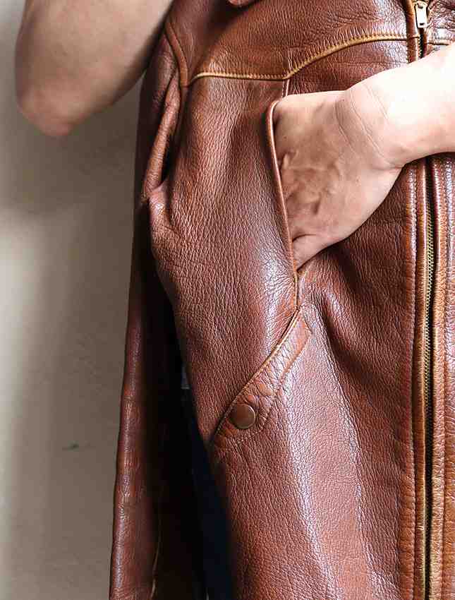 unknown goatskin chest slit pocket 002.jpg