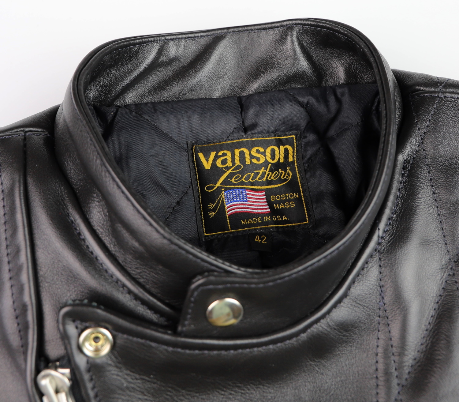 Vanson Chopper Black Comp. Weight MAN1 tag.jpg