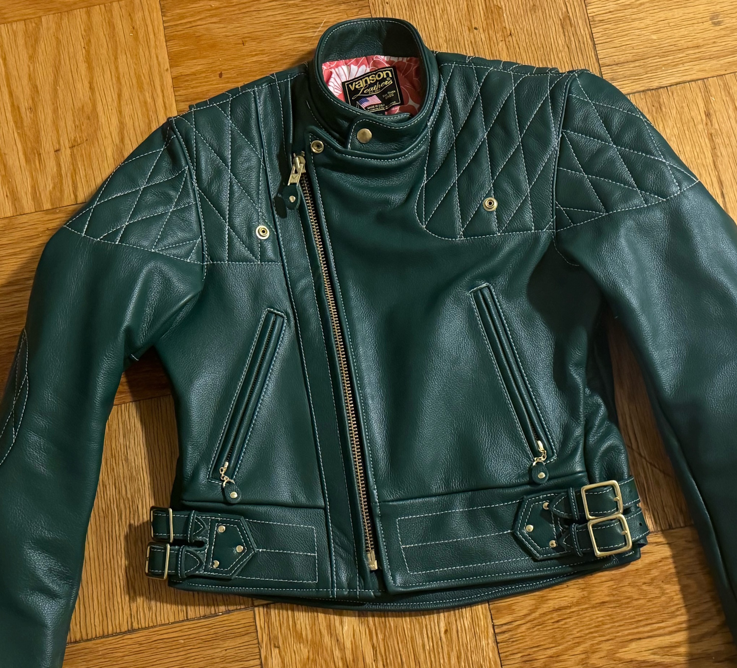 Vanson Chopper British Racing Green closed.jpg