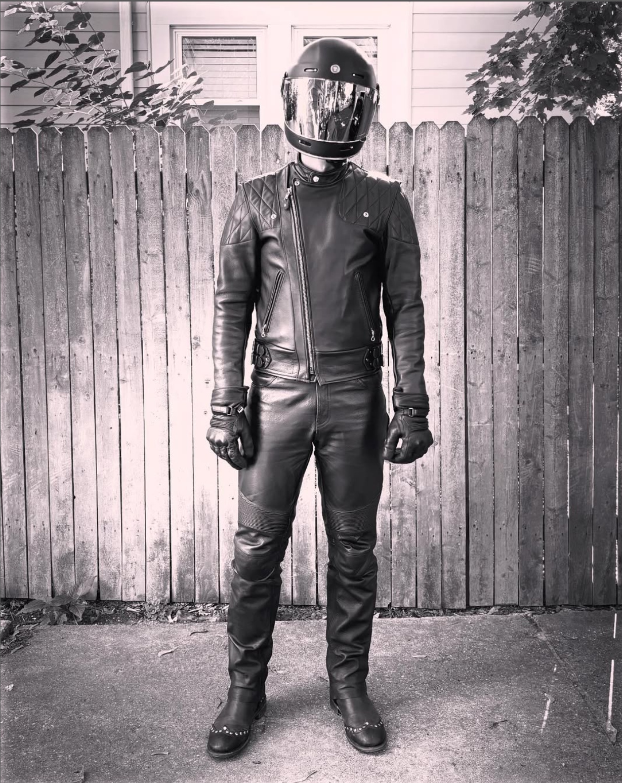 Vanson Chopper fit photo 2.jpg