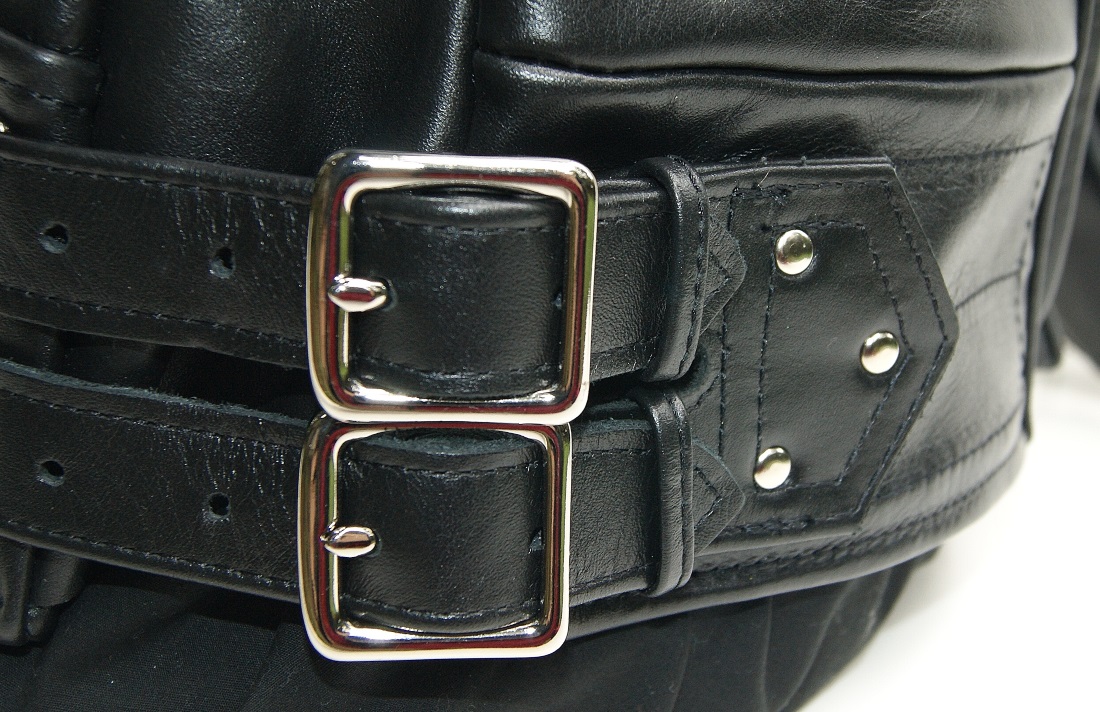 Vanson Chopper side buckle smaller.jpg