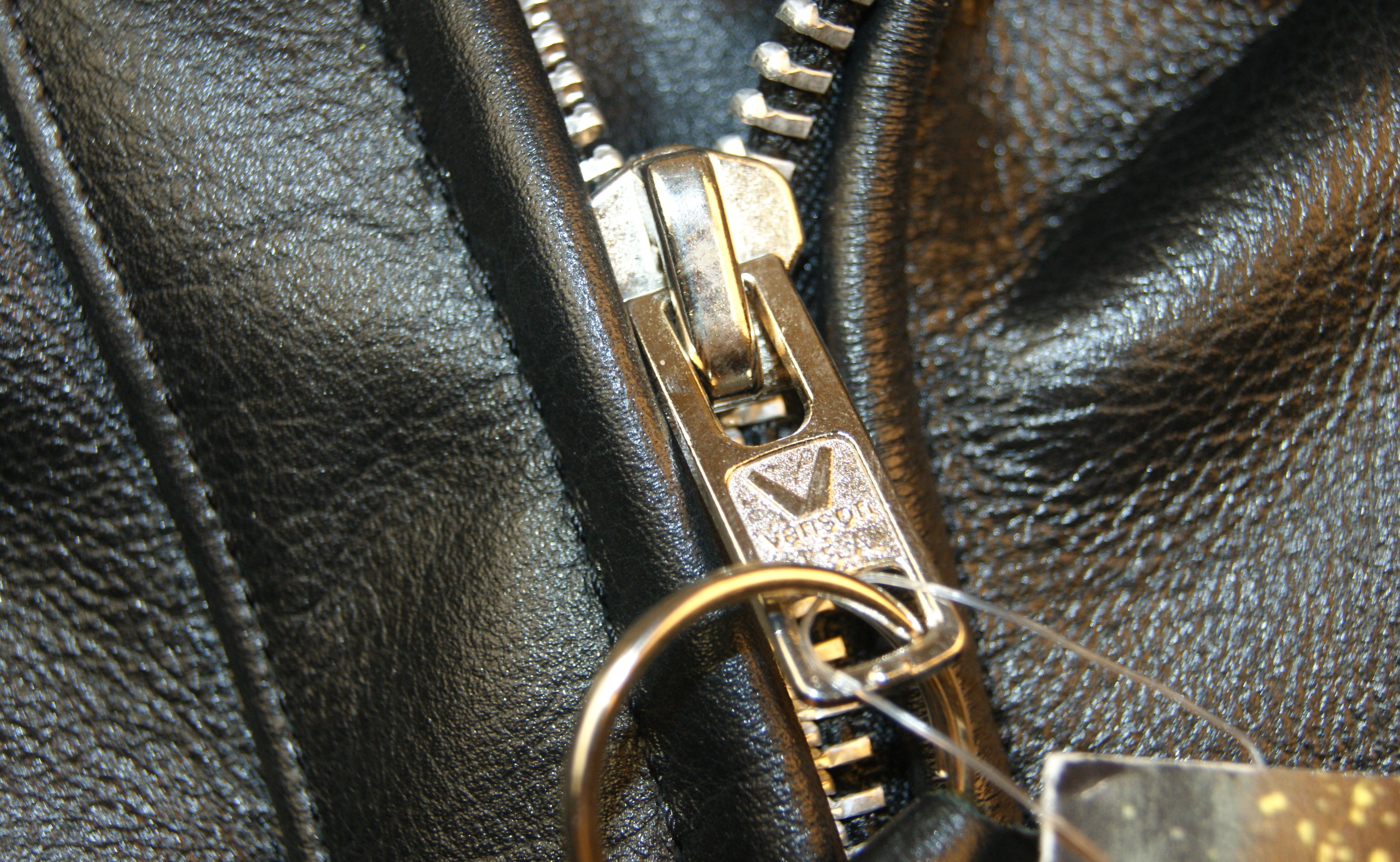 Vanson Chopper VANC13 zipper pull.jpg