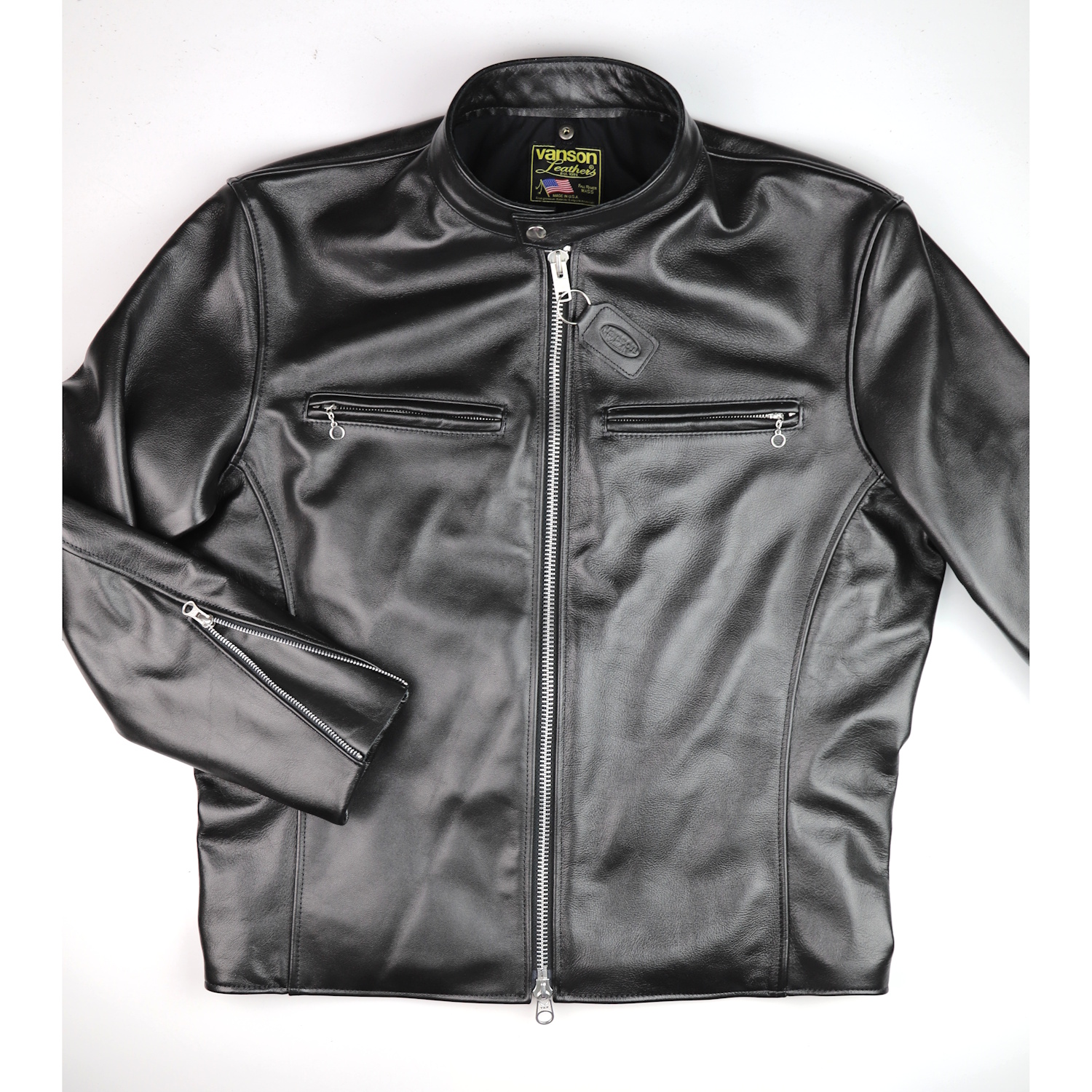 Vanson Comet PLU-3 48Z front IG square.jpg