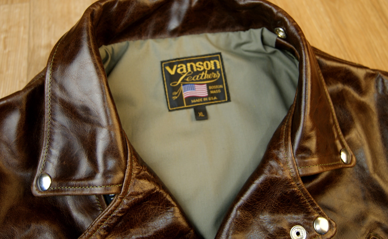 Vanson Daredevil Bainbridge XL with Olive Tan Lining Vanson Tag and Collar Photo.jpg