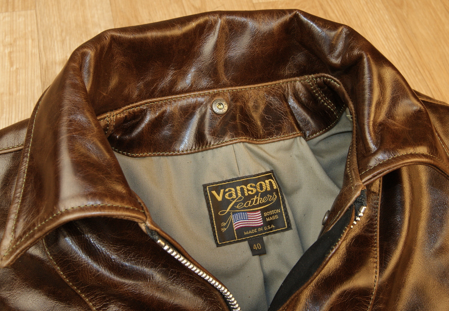 Vanson Model F Dark Maple Bainbridge HG6 collar.jpg