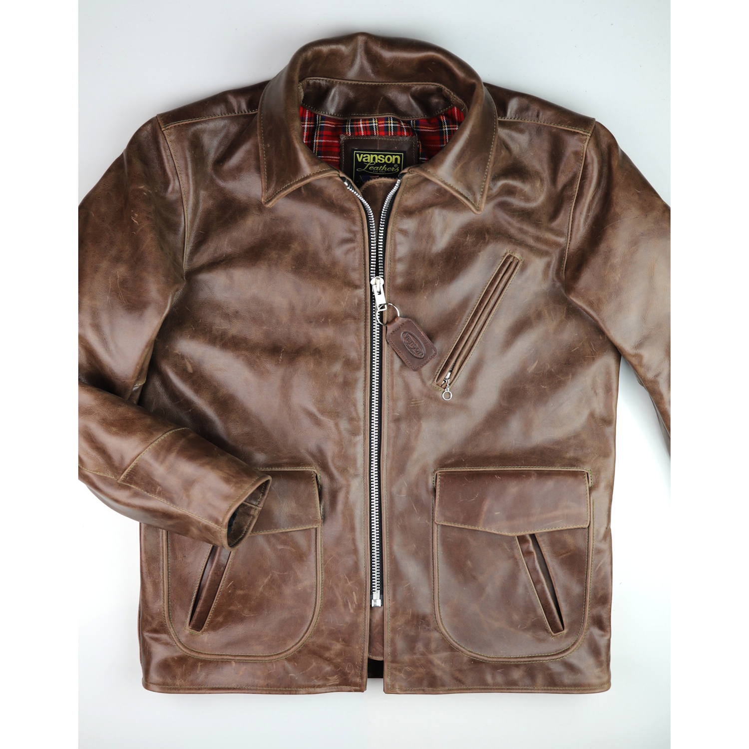 Vanson Woodway Brandy Roma 44Y front IG square.jpg