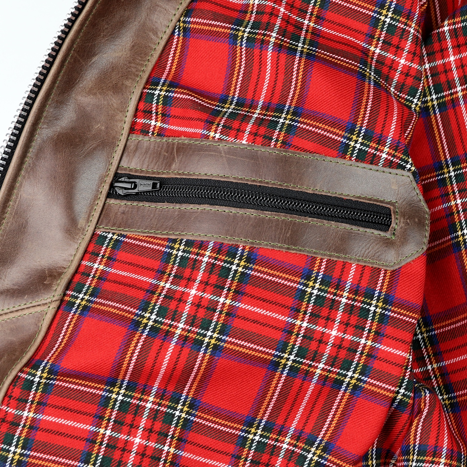 Vanson Woodway Brandy Roma 46F interior pocket IG square.jpg