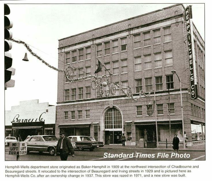 Wells Hemphill department store c1937.jpg